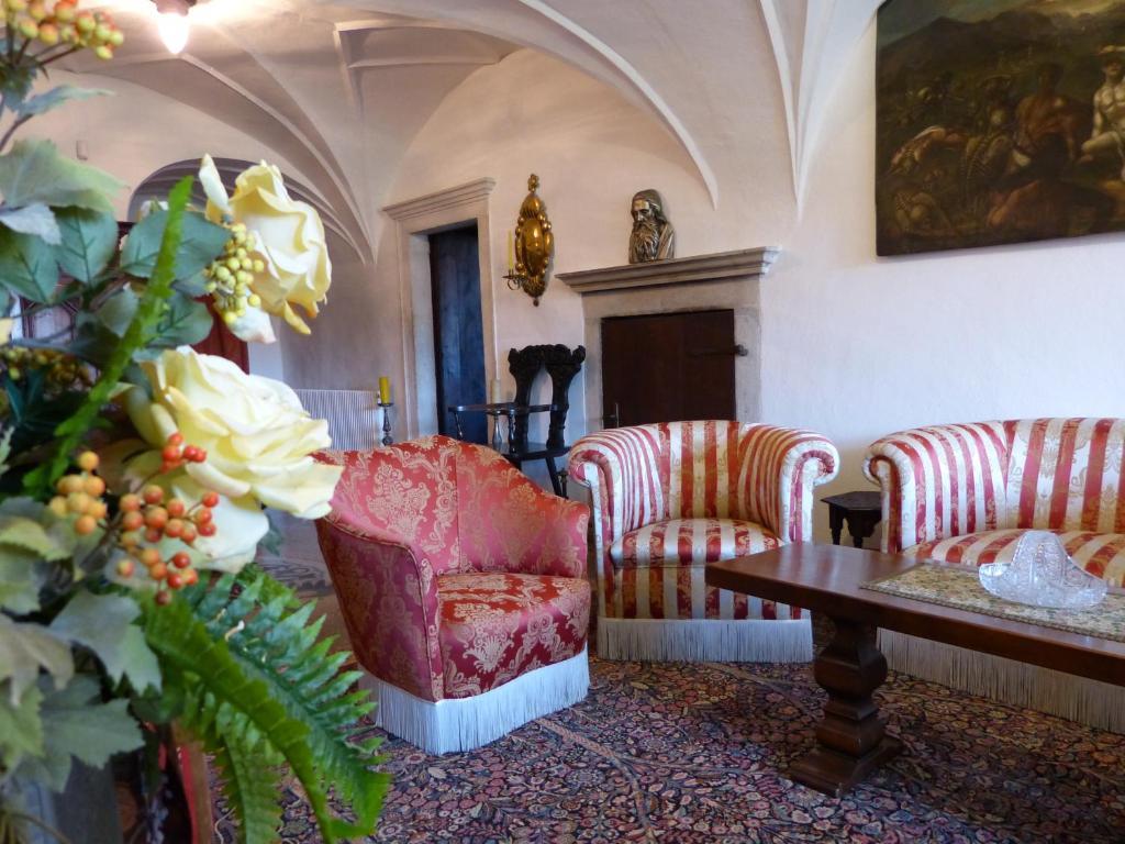 Apartments Schloss Paschbach Appiano Sulla Strada Del Vino Exterior photo