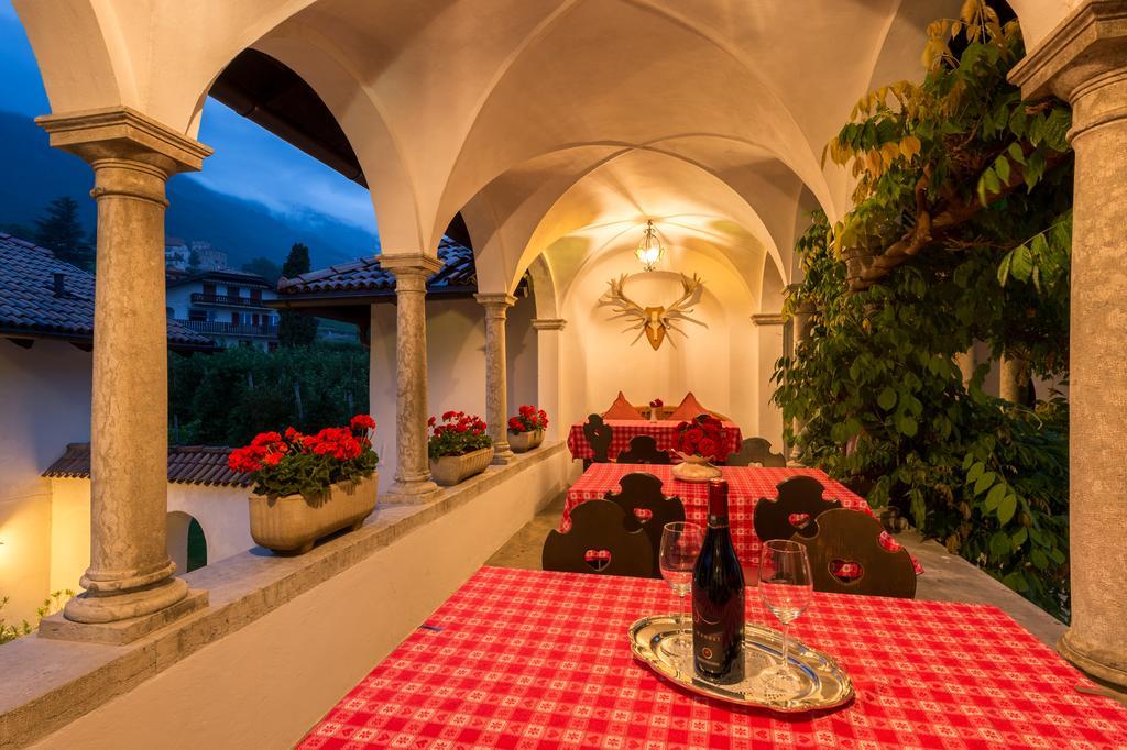 Apartments Schloss Paschbach Appiano Sulla Strada Del Vino Exterior photo